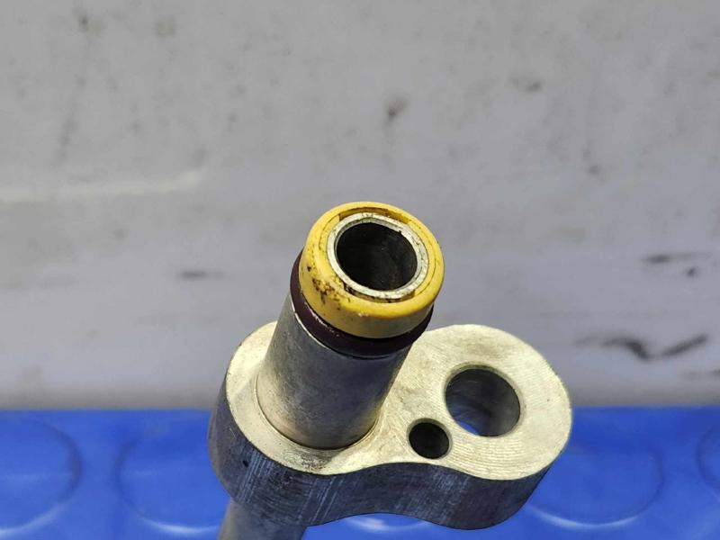 2003-2005 BMW Z4 AC Dryer Expansion Valve Pipe Genuine OEM 64536909237