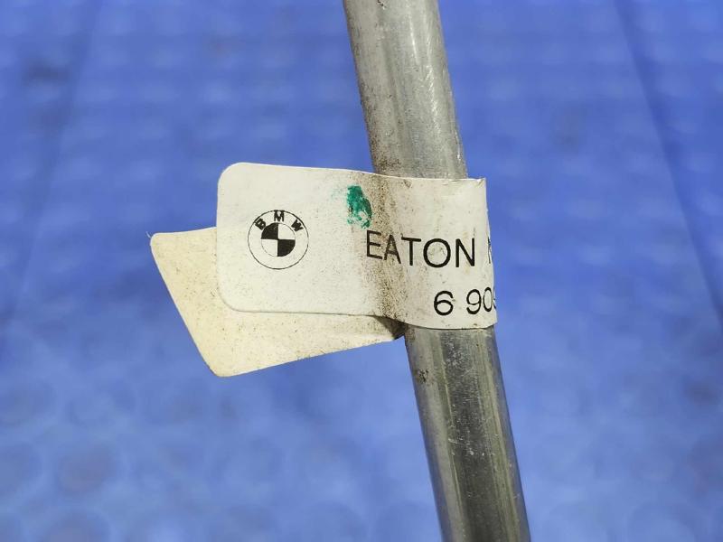 2003-2005 BMW Z4 AC Dryer Expansion Valve Pipe Genuine OEM 64536909237
