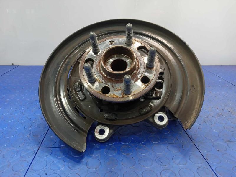 2014 Cadillac CTS Rear Knuckle/Stub Axle