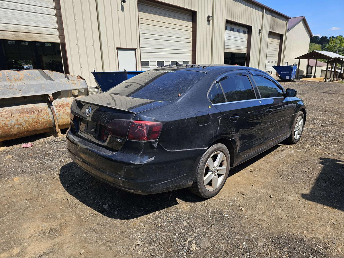 2012 Volkswagen Jetta Beam Axle