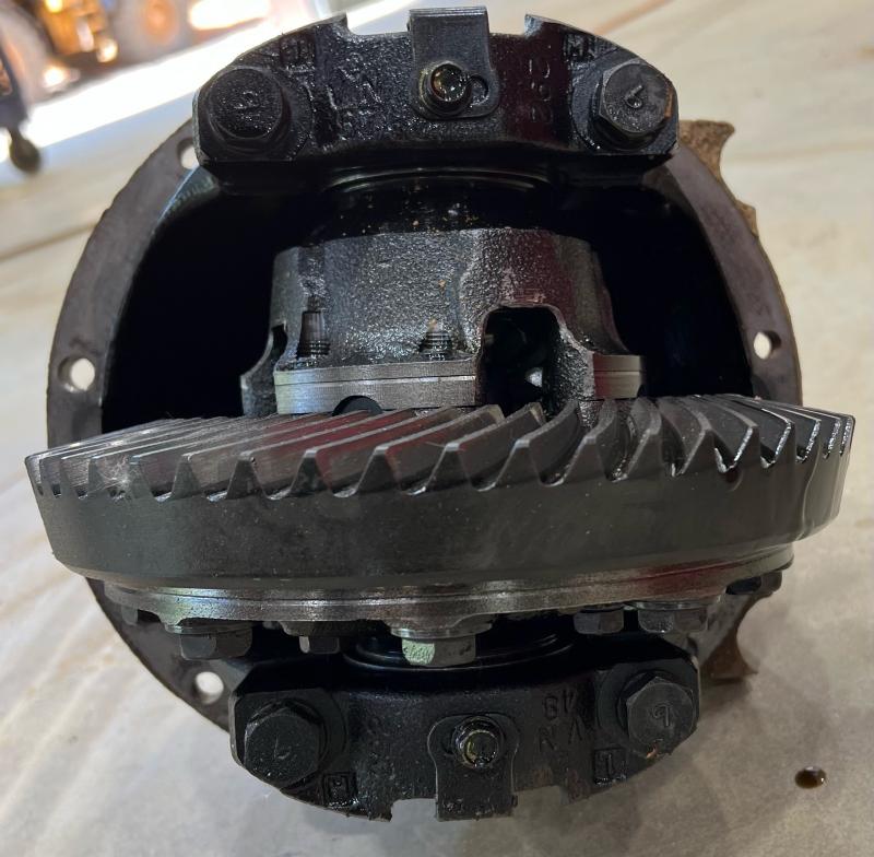 2001 2002 Nissan Xterra 4x2 Rear Differential Carrier 4.636 Ratio OEM 38301K4500