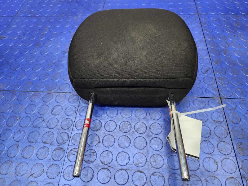 2017 Mitsubishi Outlander Headrest