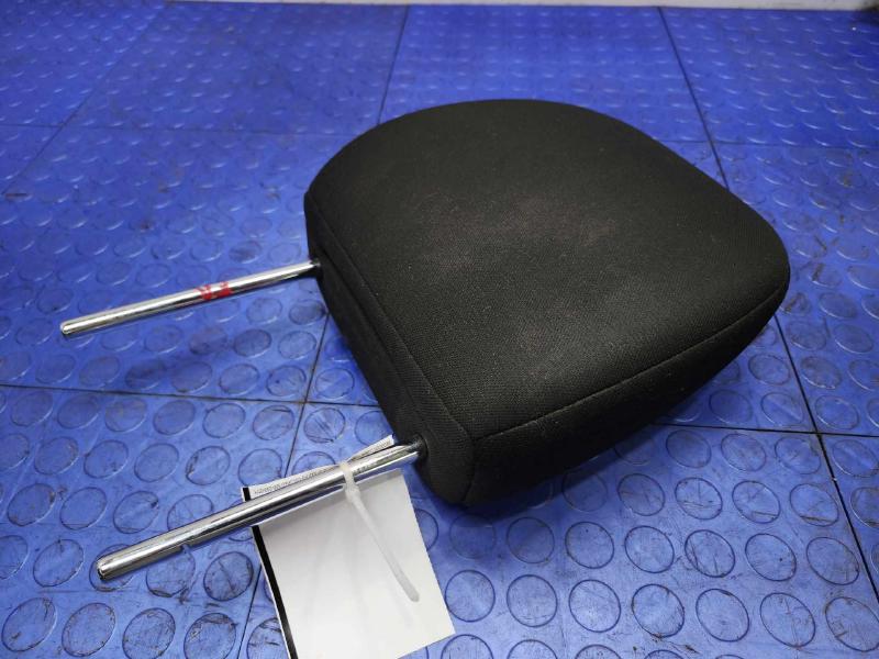 2017 Mitsubishi Outlander Headrest