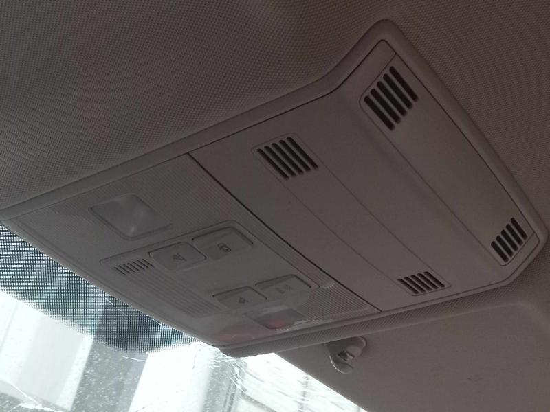 2019 Volkswagen Jetta Front Console