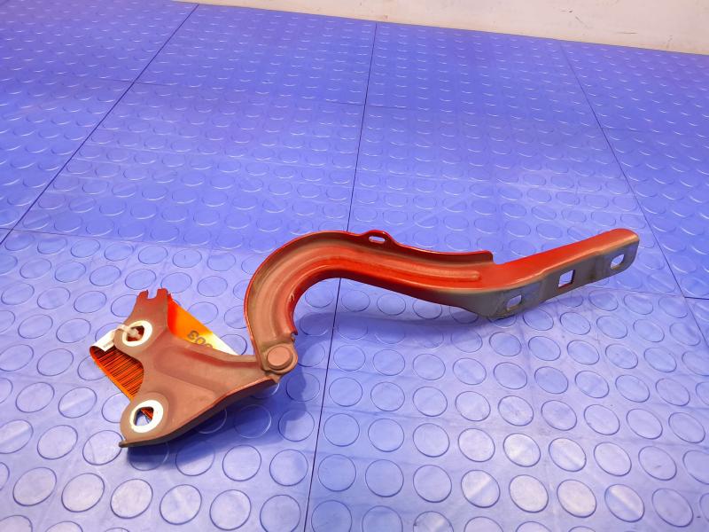 2018 Chevrolet Cruze Hood Hinge