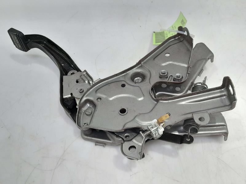 2014 2015 ACura MDX Parking Brake Pedal Lever Assembly OEM 47100-TZ5-A01