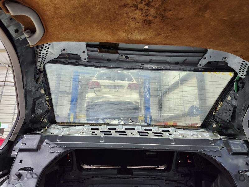 2005 Volkswagen Jetta Back Glass/Window