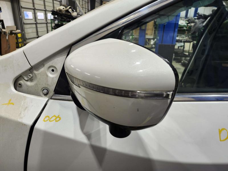 2015 Nissan Murano Heated Power Side Door Mirror Left Driver Side White OEM 963025AA0C,LH