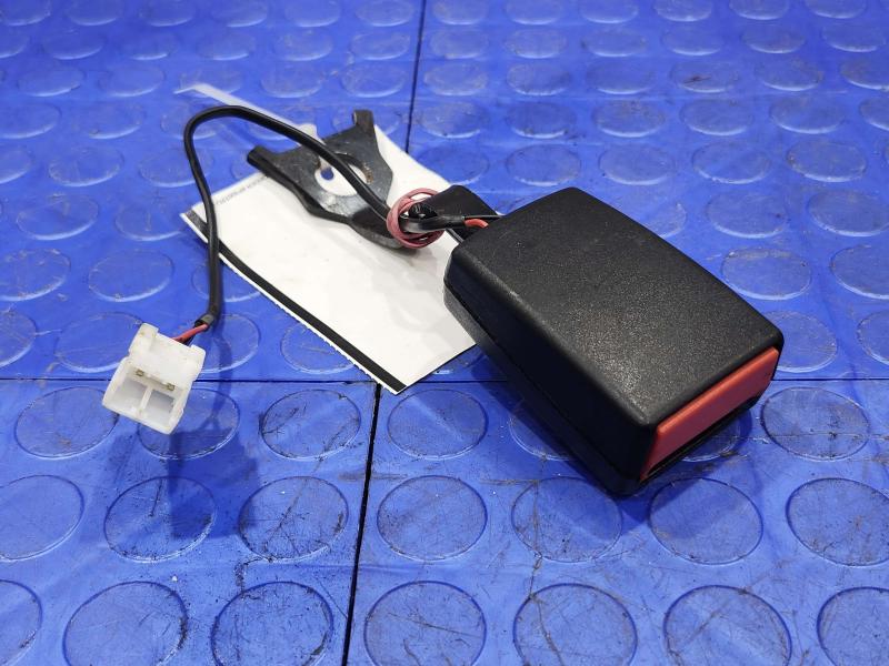 2011 Maserati Quattroporte Rear Seat Belt