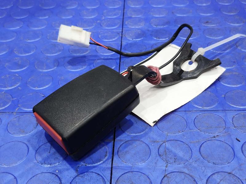 2011 Maserati Quattroporte Rear Seat Belt