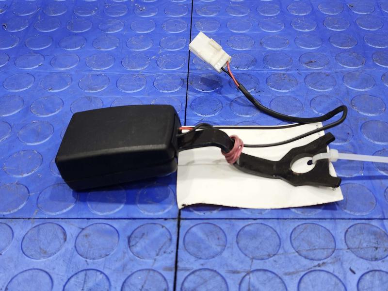 2011 Maserati Quattroporte Rear Seat Belt