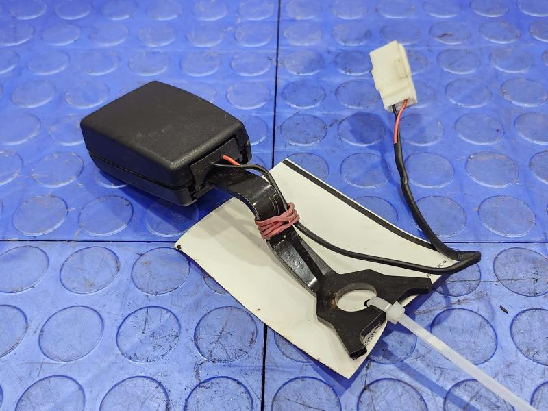 2011 Maserati Quattroporte Rear Seat Belt
