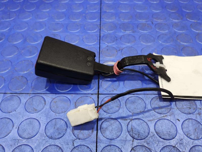2011 Maserati Quattroporte Rear Seat Belt