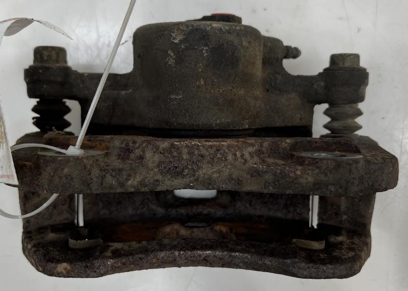2001 Isuzu Trooper Caliper