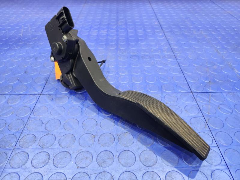2009 Chevrolet Malibu Pedal Assembly