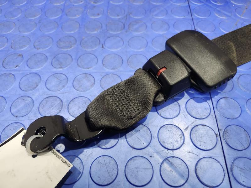 2017 BMW X1 Rear Seat Belt