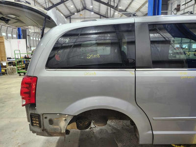 2017 Dodge Grand Caravan Quarter Panel