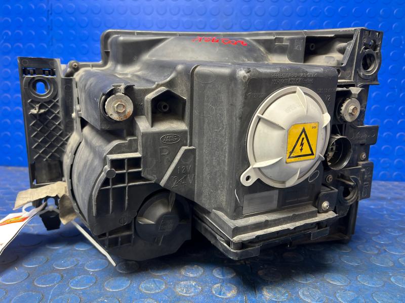 2006 Land Rover LR3 Headlamp Assembly