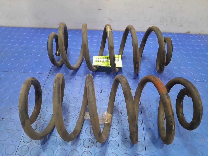 2015 Chevrolet Tahoe Coil/Air Spring