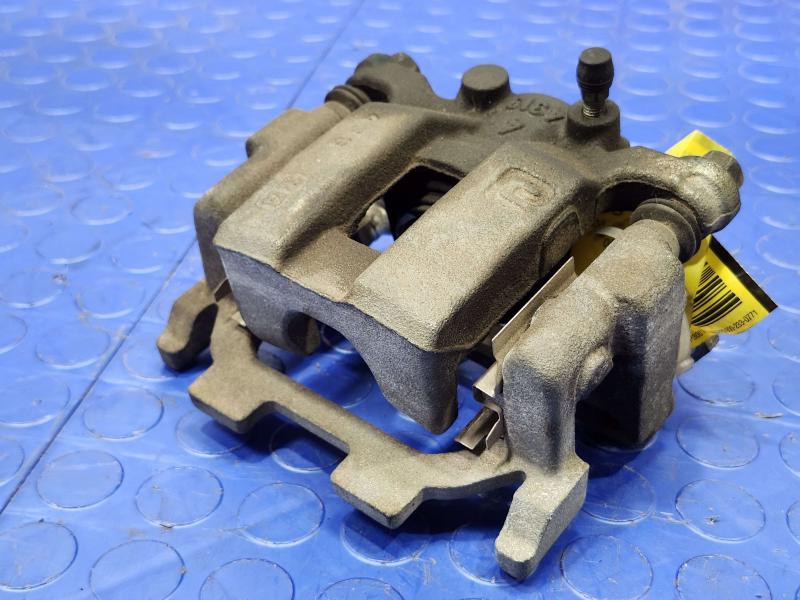 2014 Infiniti QX60 Caliper