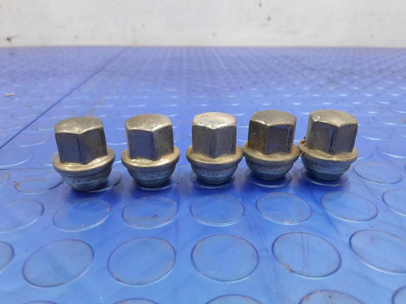 2022 Dodge Charger Lug Nuts