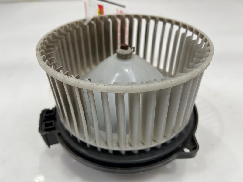 2013 - 2017 Subaru XV Crosstrek Heater AC Blower Motor Assembly OEM 72223FJ000