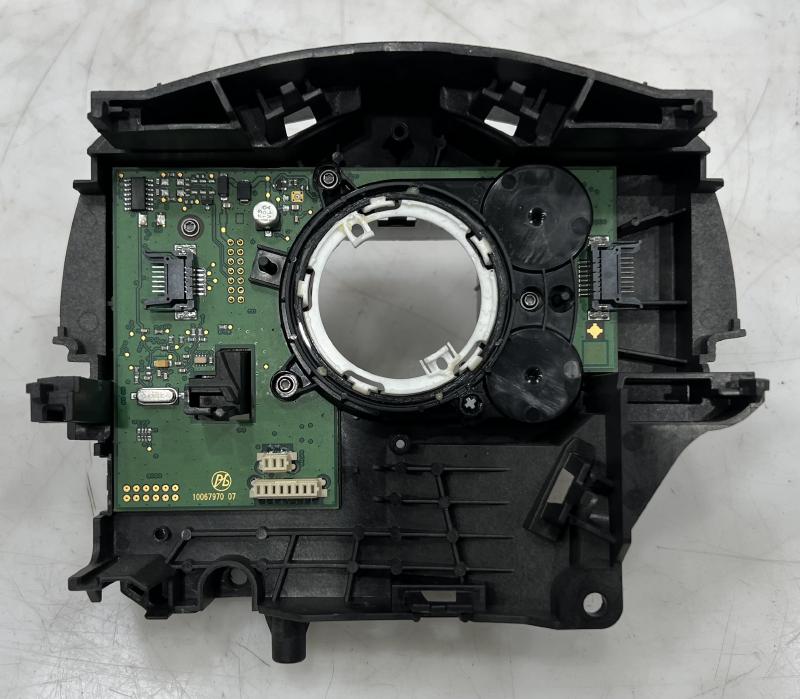 2016 - 2019 Ford Escape Steerinc Column Switch Hosuing OEM F1FT3F944AC