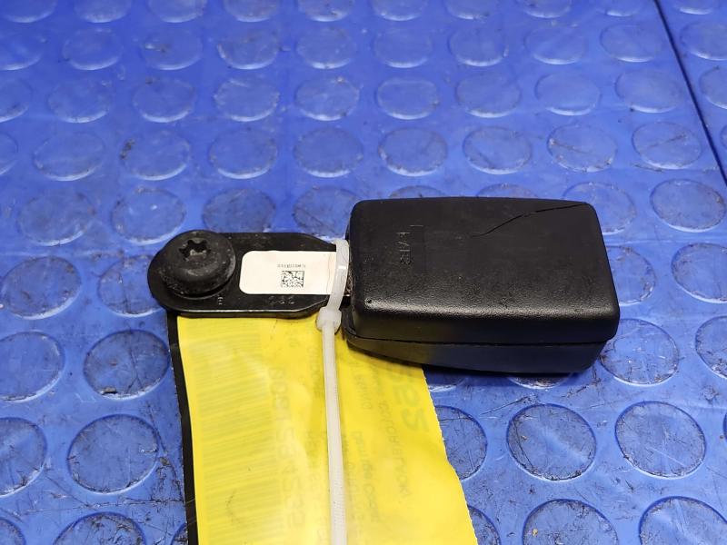 2015 Jeep Grand Cherokee Rear Seat Belt