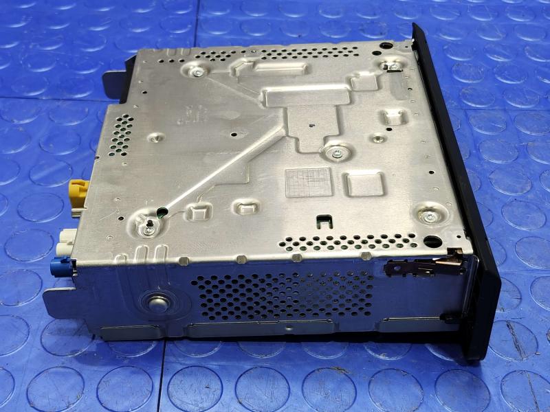 2018 Audi A4 A5 Radio Receiver Head Unit Genuine OEM Part 8W0035652G