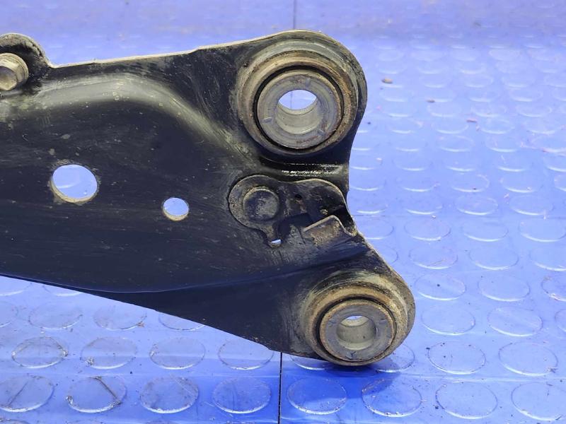 2010 Toyota RAV4 Lower Control Arm Rr
