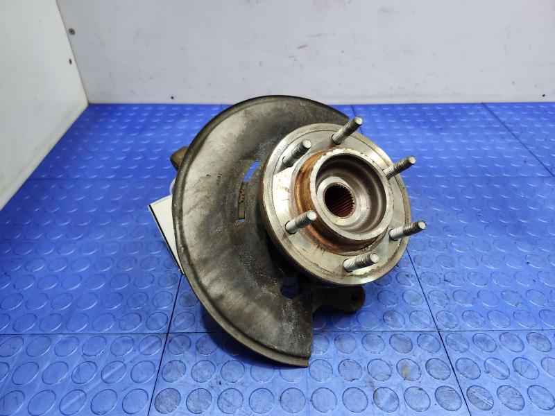 2007 Hummer H3 Spindle Knuckle Front