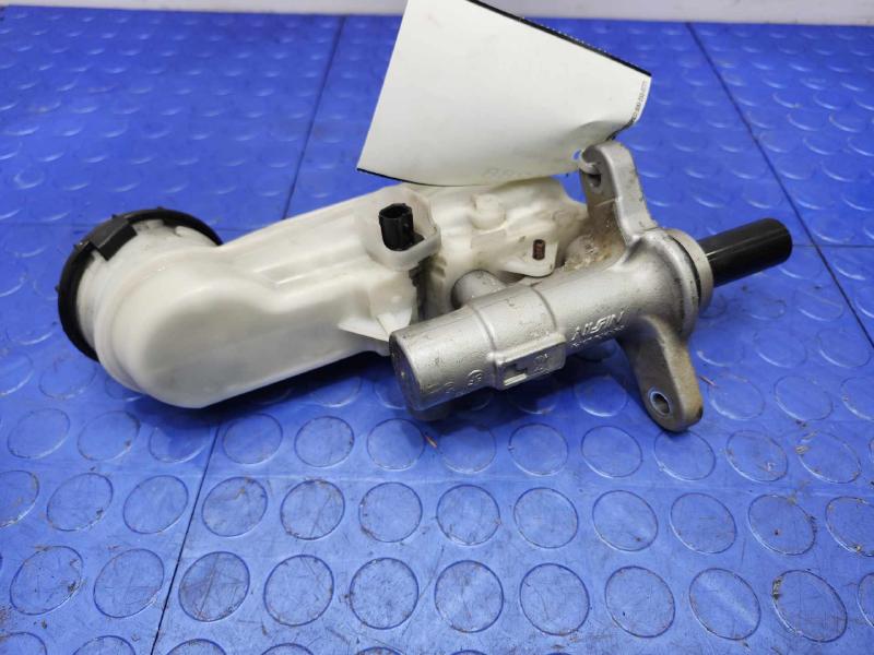 2016-2021 Honda Civic Brake Master Cylinder Assembly Genuine OEM 46100TBAA01