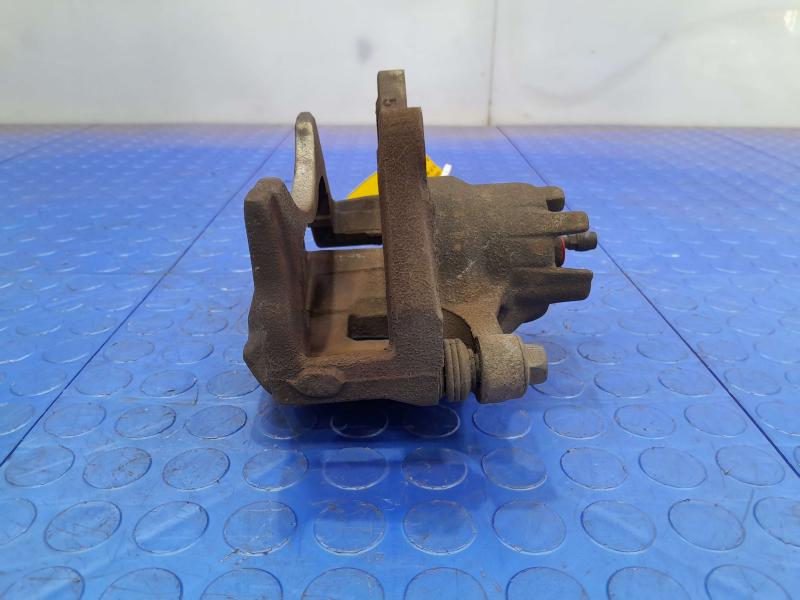 2016 Mitsubishi Outlander Caliper