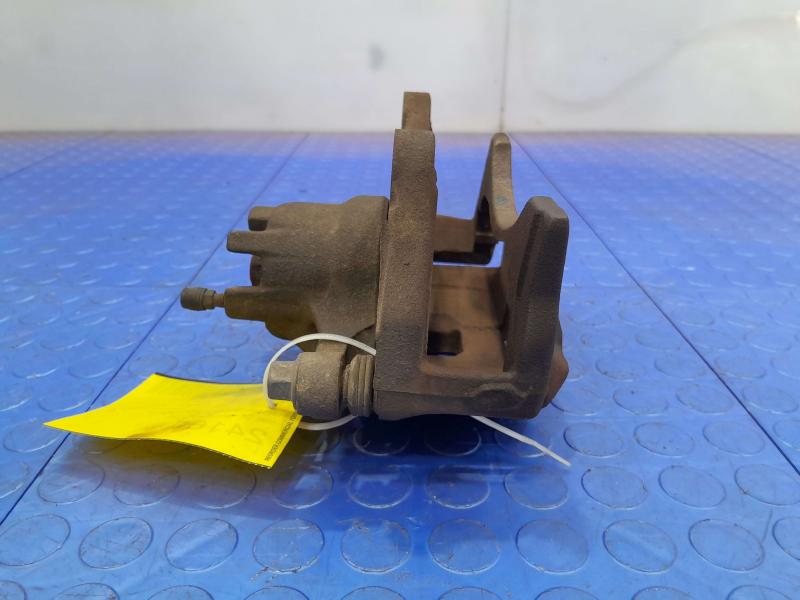 2016 Mitsubishi Outlander Caliper