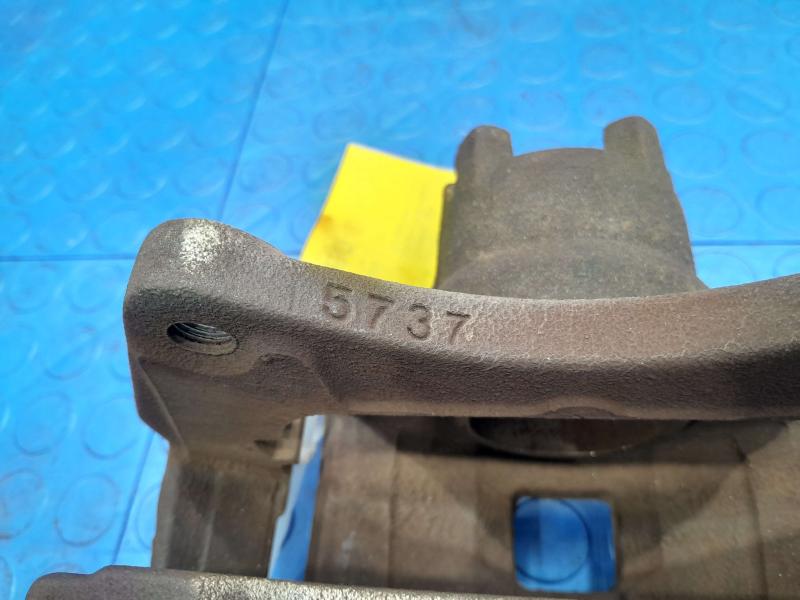 2016 Mitsubishi Outlander Caliper