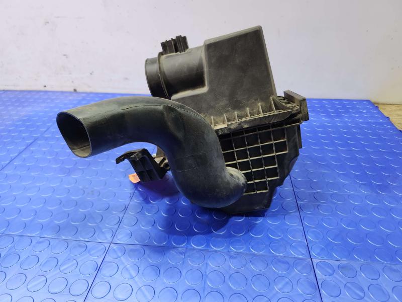 2015 Ford Transit Connect Air Cleaner
