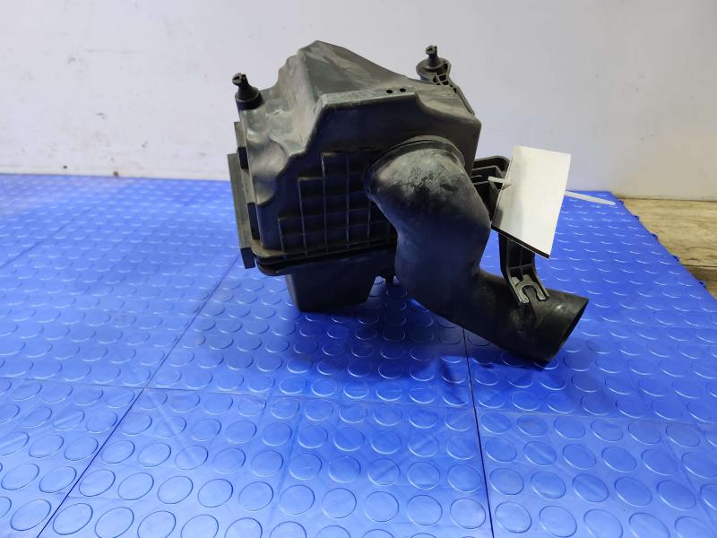 2015 Ford Transit Connect Air Cleaner