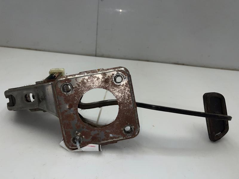 2004 2005 Toyota Rav4 Brake Pedal and Bracket OEM 5510642101