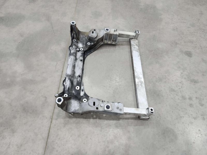 2013 Infiniti FX35 Crossmember/Cradle/Undercarria
