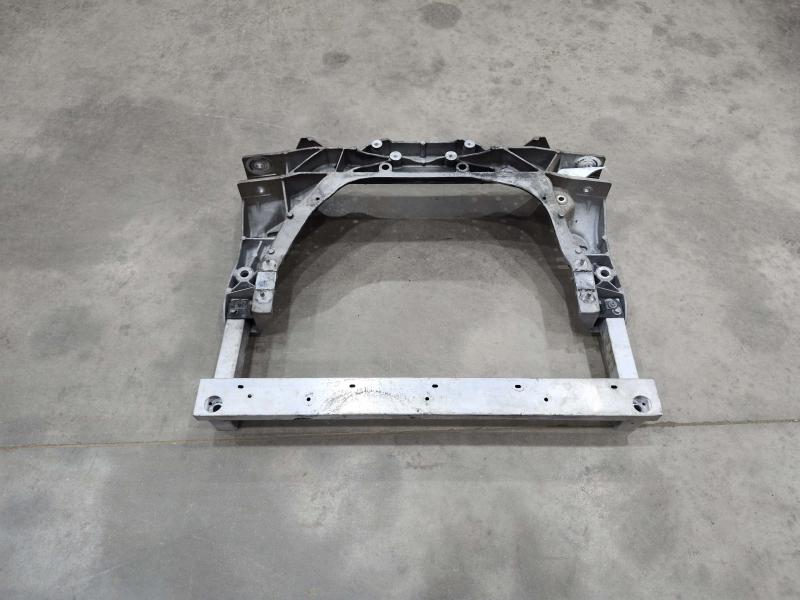 2013 Infiniti FX35 Crossmember/Cradle/Undercarria