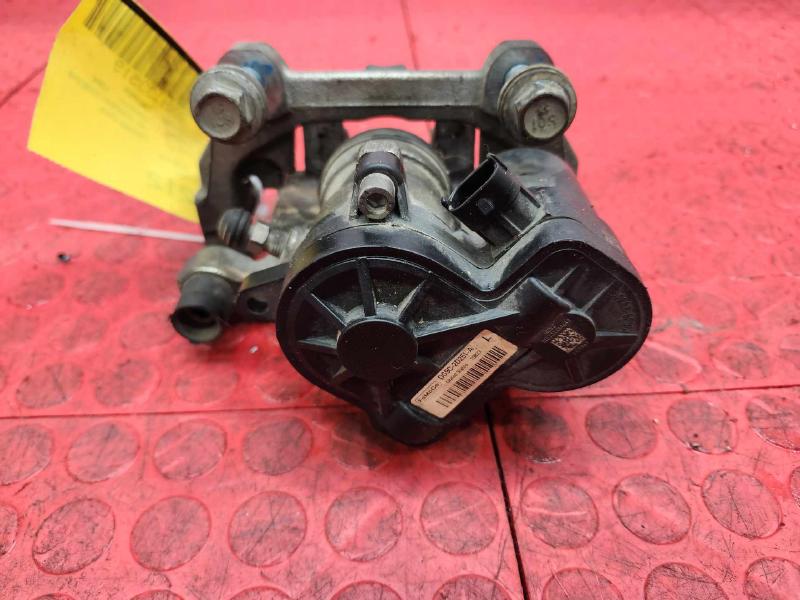 2014 Ford Fusion Caliper
