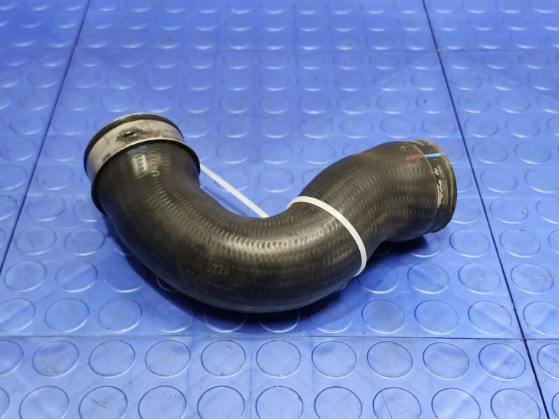 2005 Volkswagen Jetta Intercooler Pipe