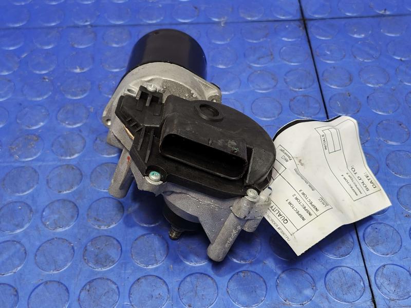 2014 Ford Mustang Wiper Motor Front
