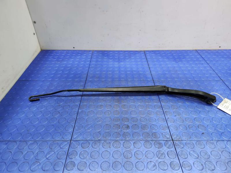 2012 Dodge Grand Caravan Wiper Arm