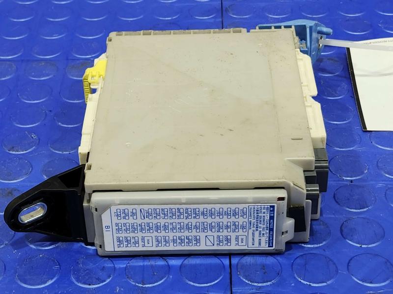 2014 Lexus IS 250 Cabin Fuse Box