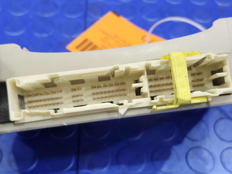 2014 Lexus IS 250 Cabin Fuse Box