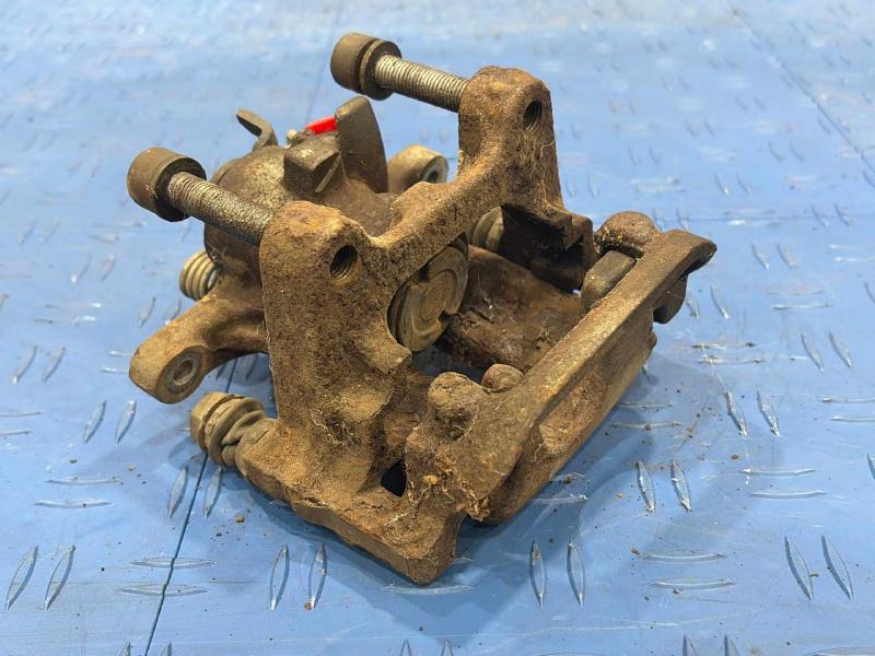 2015 Volkswagen Passat Caliper
