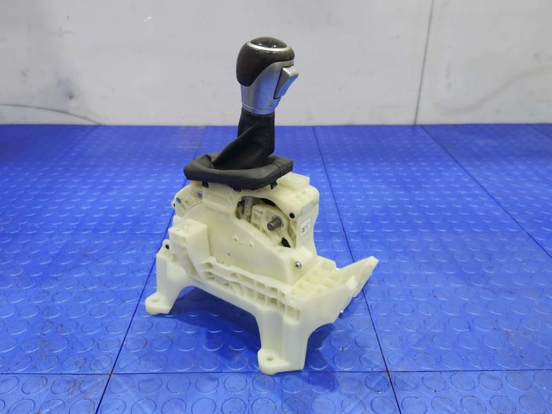 2019 Hyundai Kona Floor Shifter