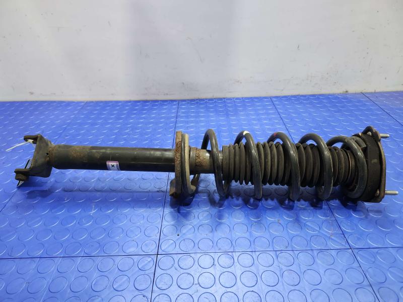 2015 Infiniti Q50 Strut Assembly