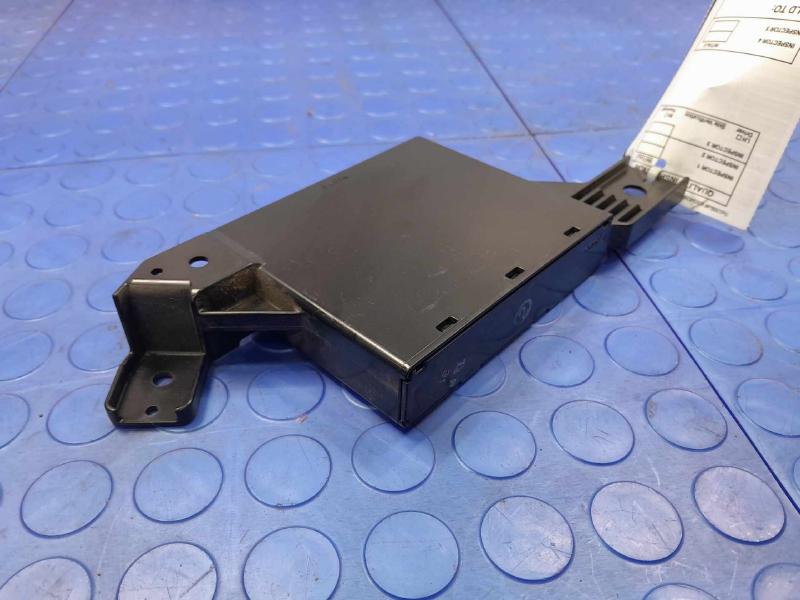 2018-2020 Toyota Sienna AC Amplifier Control Module Genuine OEM 88650-08230